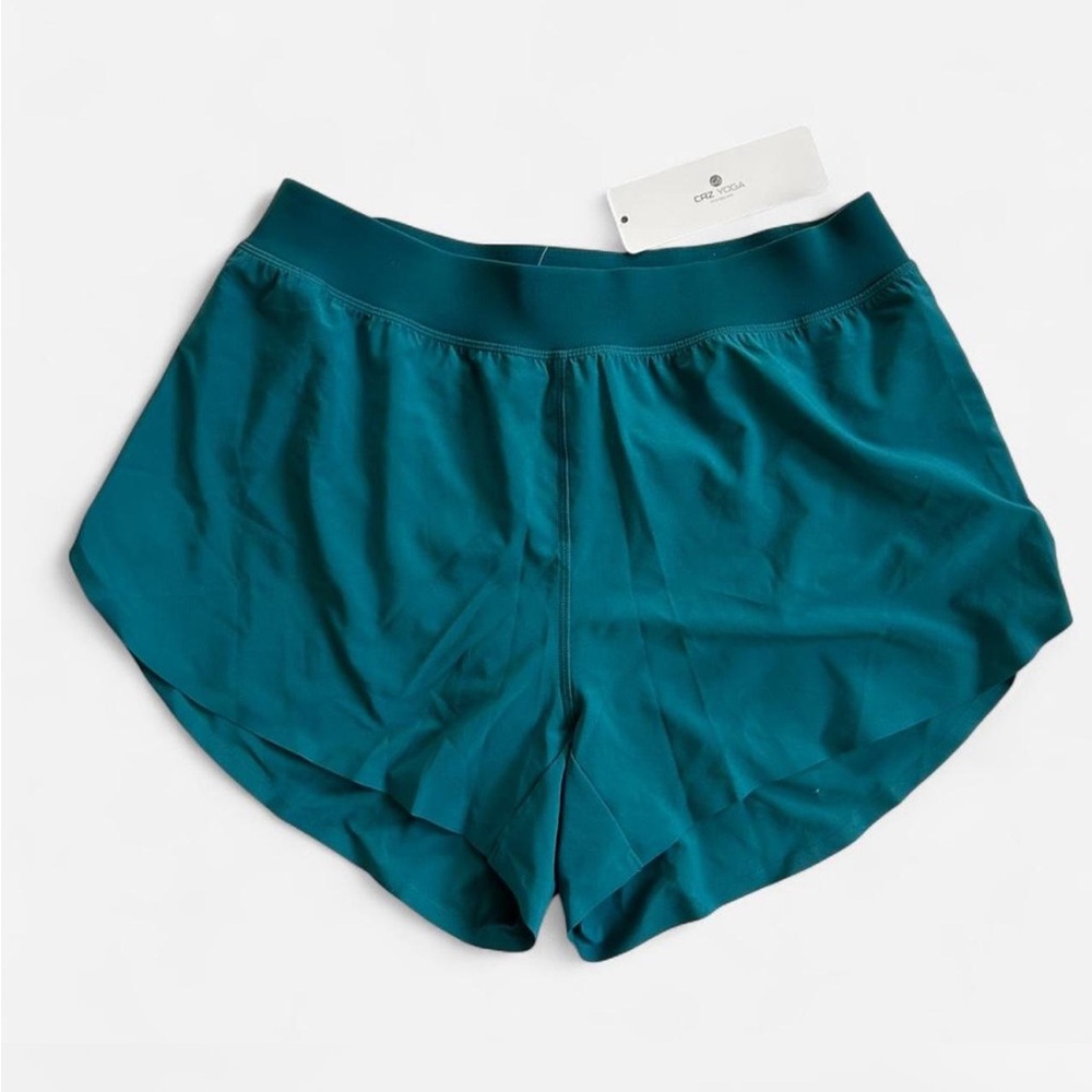 NWT CRZ YOGA Mid Waist Split Hem Running Shorts 4" Inseam Size L
